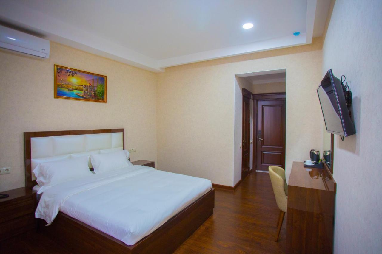 Hotel Ayni Duşanbe Dış mekan fotoğraf