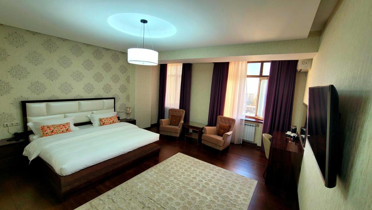 Hotel Ayni Duşanbe Dış mekan fotoğraf