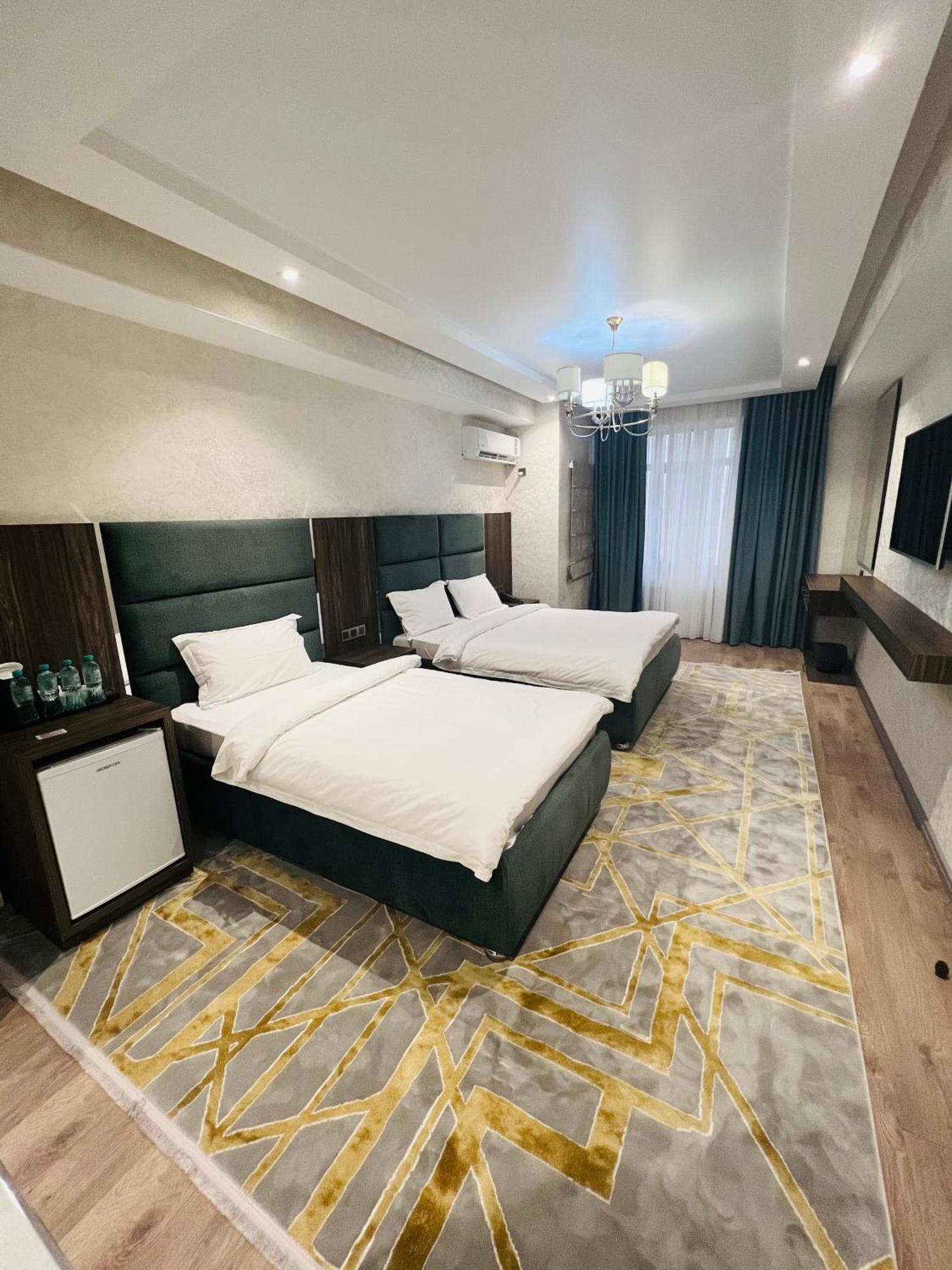 Hotel Ayni Duşanbe Dış mekan fotoğraf